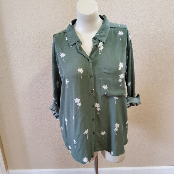 Market & Spruce Button Down Floral Palm Tree Print Shirt Size L Green New - Picture 3 of 8